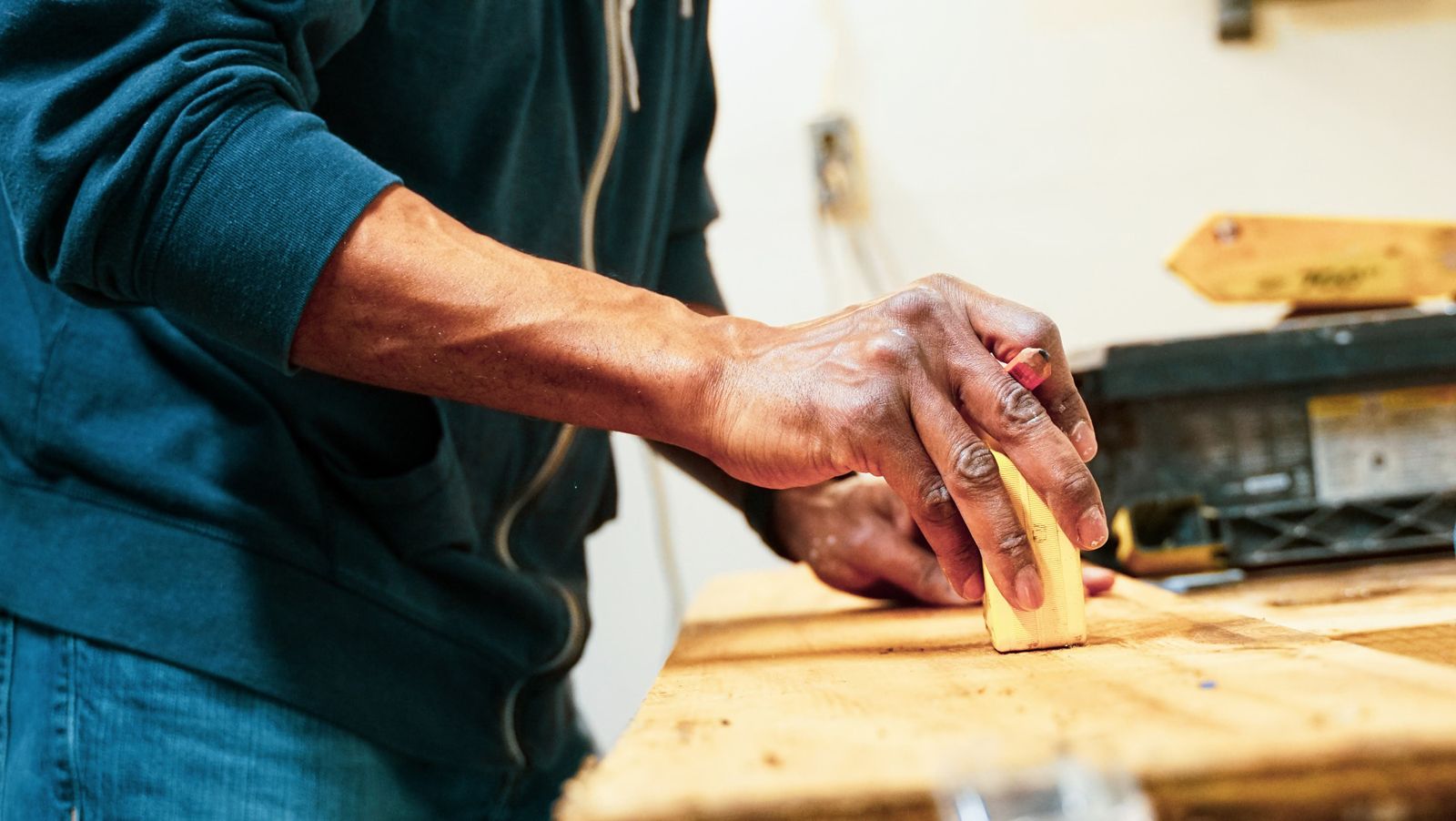 Sanding a panel to a fine finish